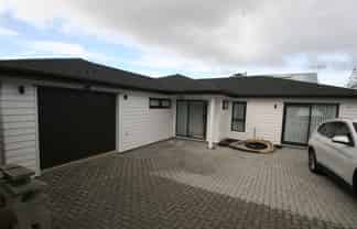 63 Fairclough Road, Beach Haven