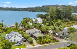 4 Twin Wharf Road, Herald Island