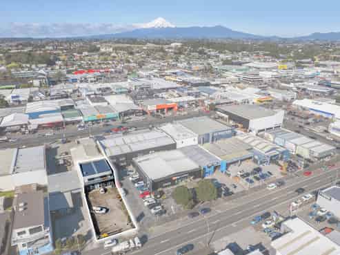  Multi-tenanted, low risk residential investment