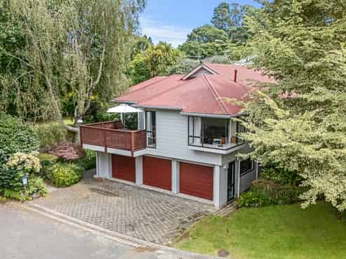 6A Spencer Place, Merrilands