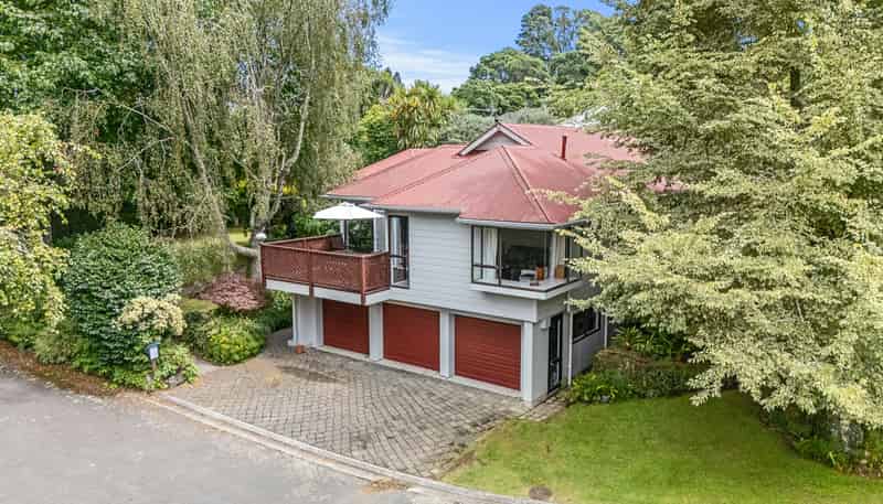 6A Spencer Place, Merrilands