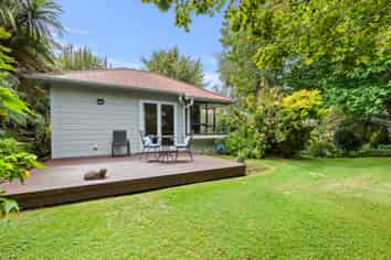 6A Spencer Place, Merrilands