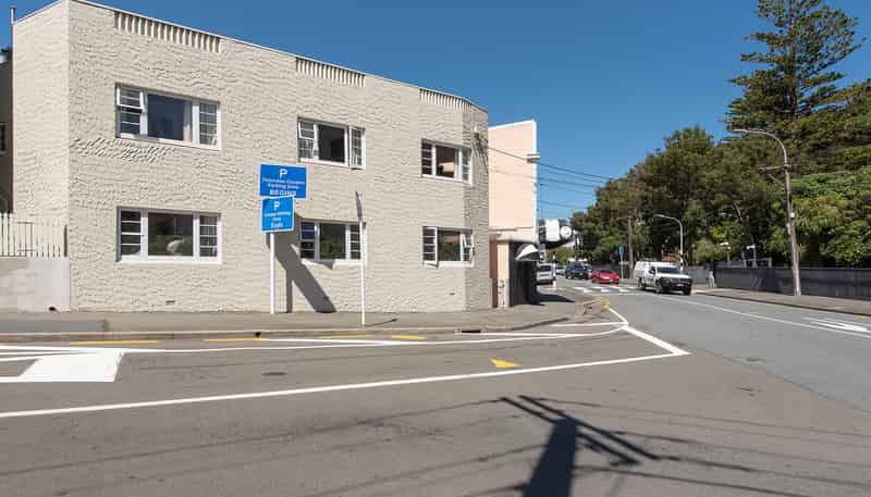 1-4/121 Hill Street, Thorndon