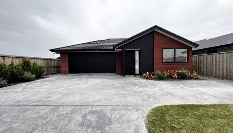 5 Chambers Avenue, Ravenswood