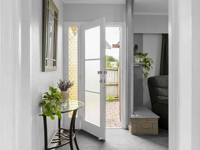 21 Rhonda Avenue, Deanwell