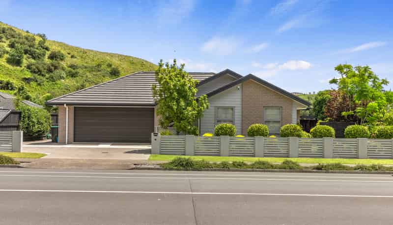 276 Lakes Boulevard, Pyes Pa