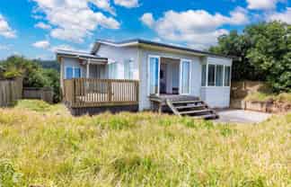 21 Ocean View Road, Port Waikato