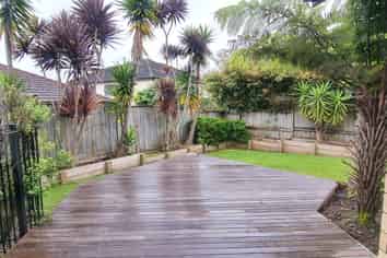 6 Friar Close, Flat Bush