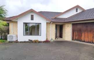 6 Friar Close, Flat Bush