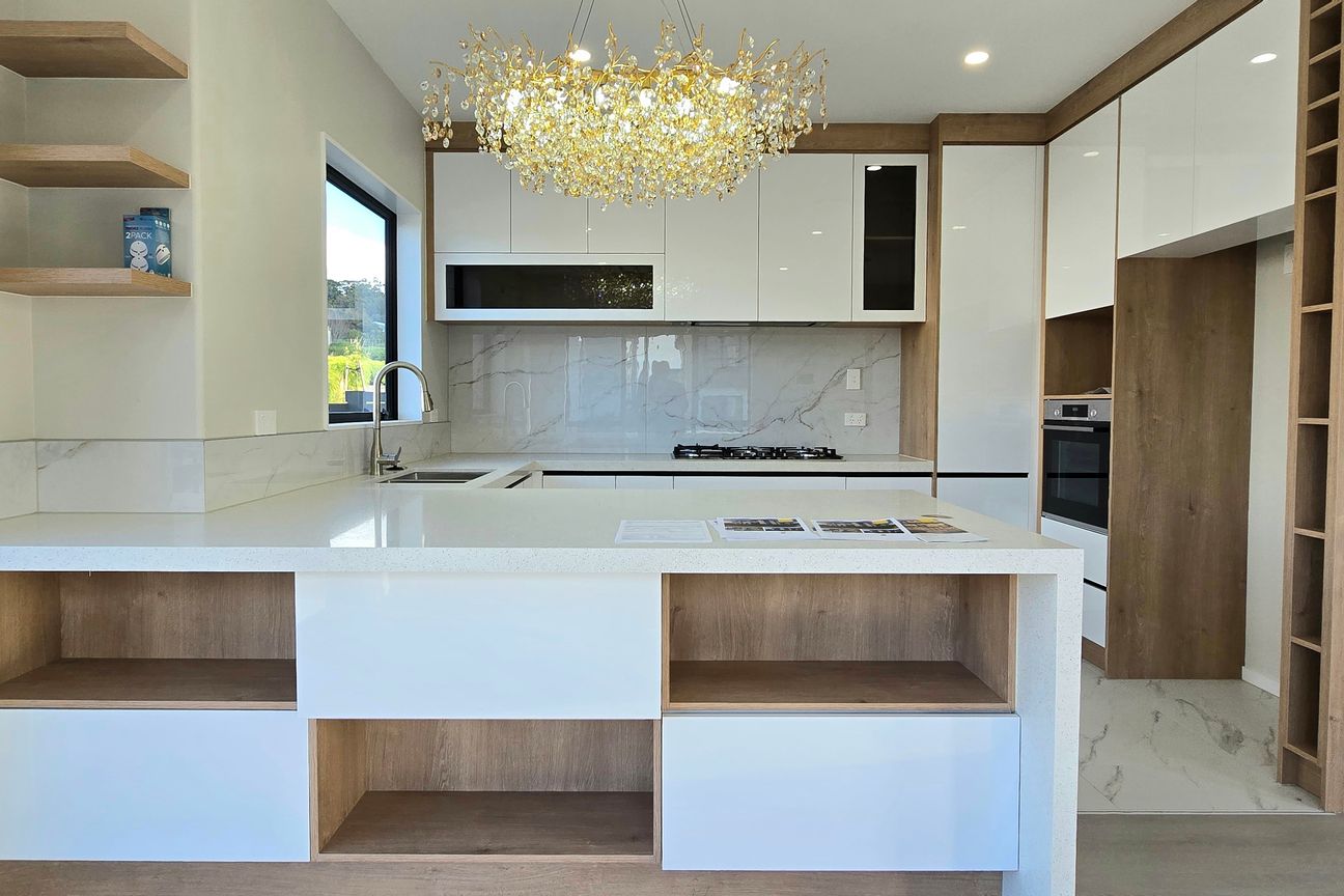 Priced to Sell-Outstanding Value - Vista 2