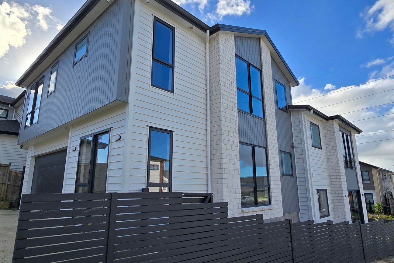 Priced to Sell-Outstanding Value - Vista 6