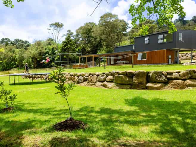 48 Doel Road., Kawakawa