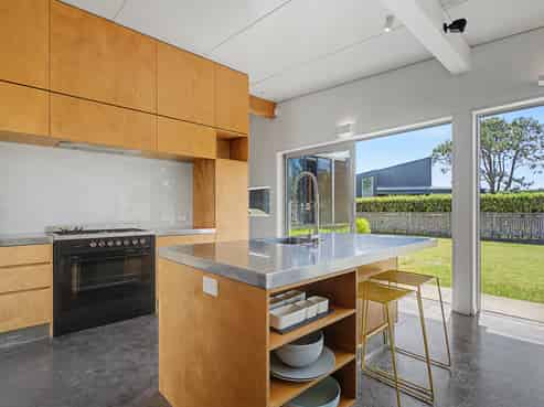 106 Ashley Place, Matarangi