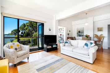 40B The Crescent, Roseneath