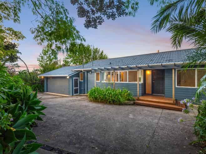 12 Whitehills Road, Waitoki