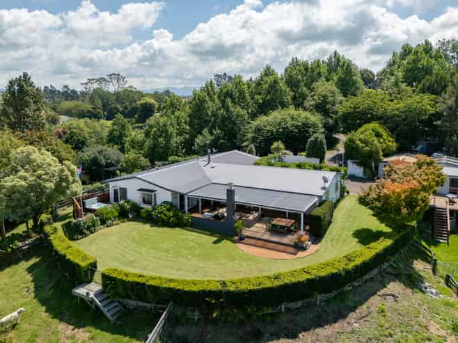 34E Plummers Point Road, Whakamarama