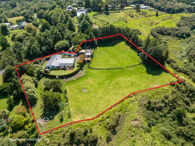 34E Plummers Point Road, Whakamarama