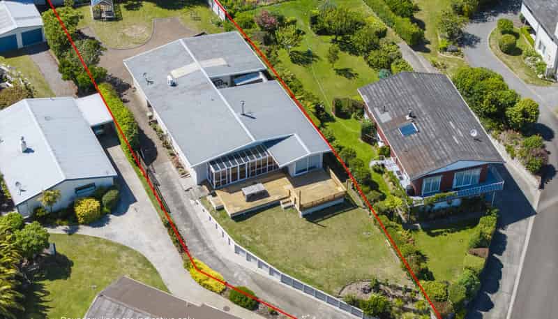 54 Tremaine Avenue, Two Mile Bay