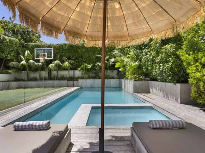 16 Kelmarna Avenue, Herne Bay