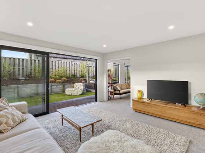 5 Linnburn Road, Wanaka