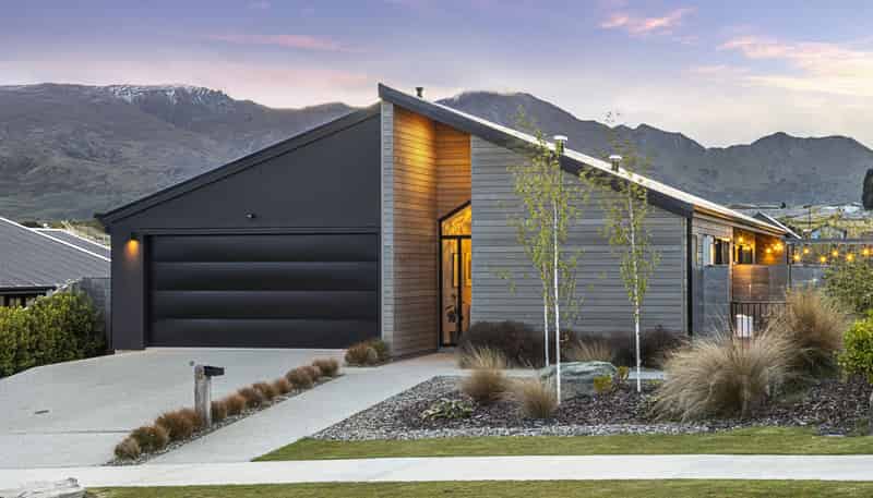 5 Linnburn Road, Wanaka