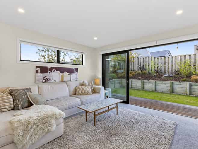 5 Linnburn Road, Wanaka