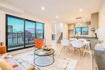 10/4052 Great North Road, Glen Eden