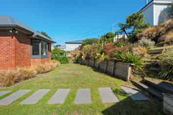 544 Broadway, Strathmore Park