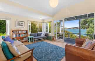 3 Neil Avenue, Waiheke Island