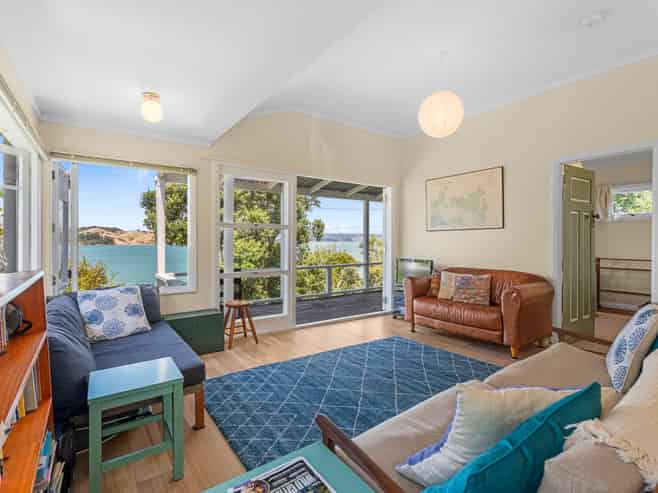 3 Neil Avenue, Waiheke Island