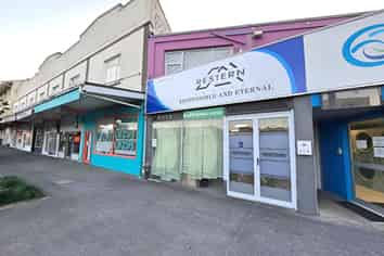 High Profile Retail/Office in Mt Albert