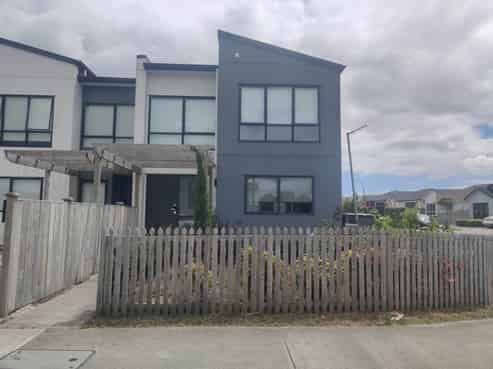 2 Lusitano Drive, Karaka