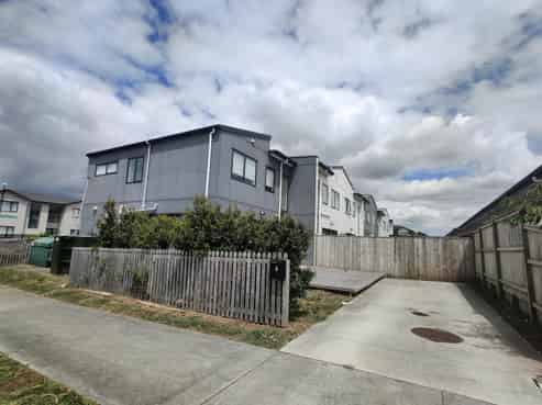 2 Lusitano Drive, Karaka