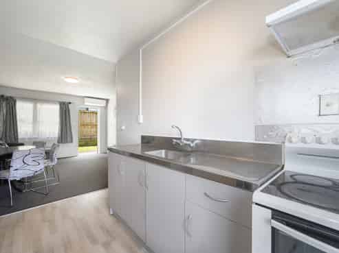 2/37 Selwyn Street, Tauranga