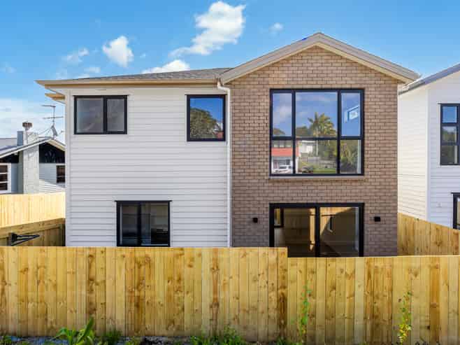 142 Moore Street, Hillcrest