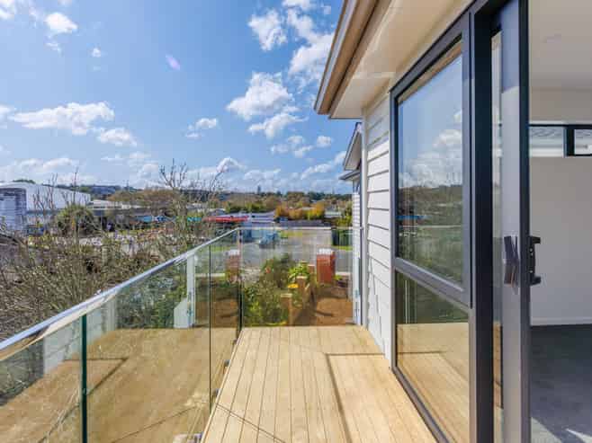 142 Moore Street, Hillcrest