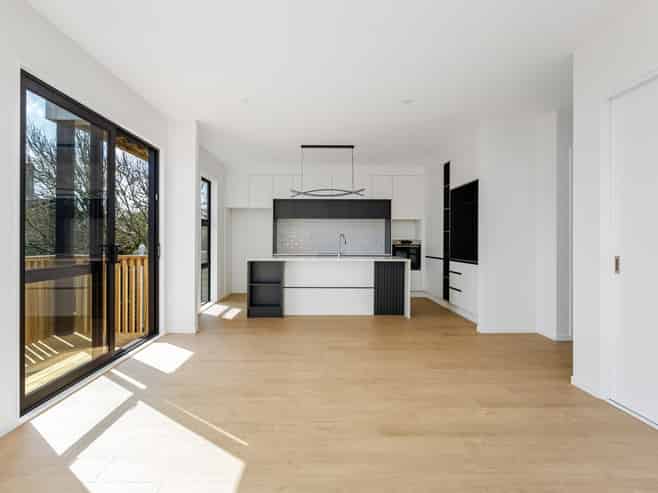 142 Moore Street, Hillcrest