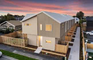 2/79 Harrow Street, Phillipstown