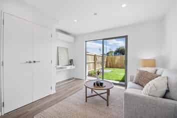 2/79 Harrow Street, Phillipstown