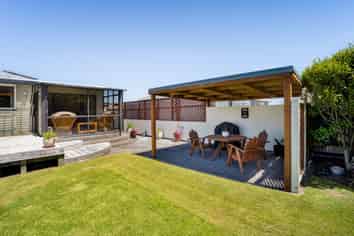 53 Domett Street, Opunake