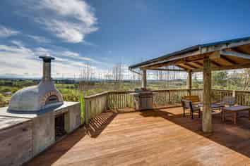 3641 State Highway 50, Maraekakaho