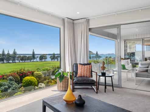 131 Waratah Street, Matua