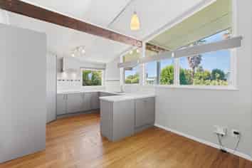 2 Collett Place, Riversdale