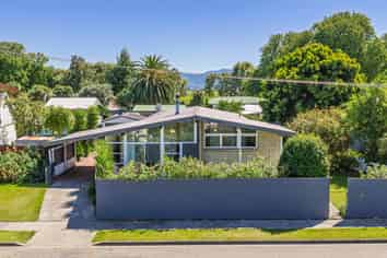 2 Collett Place, Riversdale