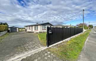 137 Seaward Road, Edendale