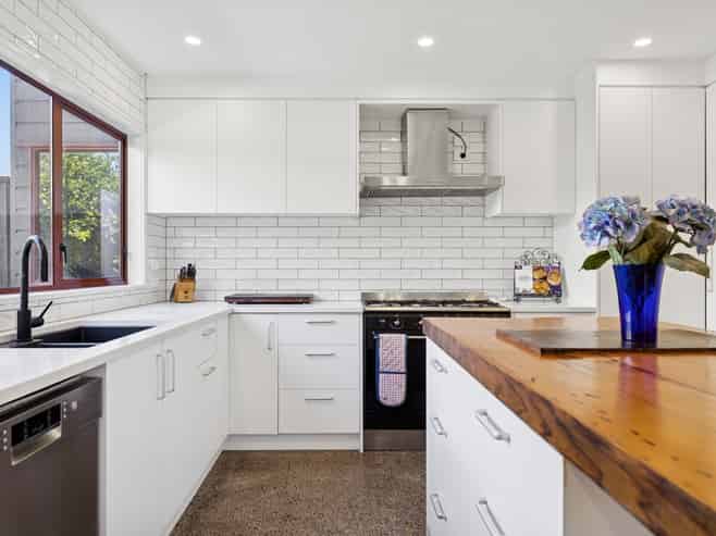 8a Wicklow Road, Narrow Neck, Devonport