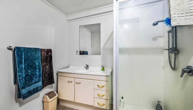1/2 Westech Place, Glen Eden