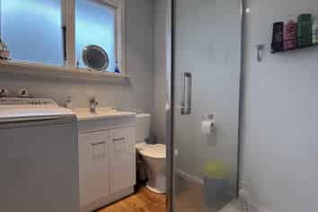 4/62 Barbour St, Waltham