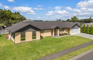 10 Nolan Place, Katikati