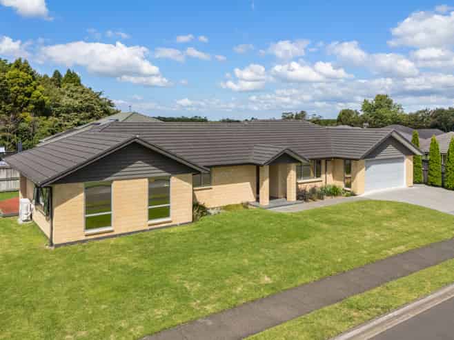 10 Nolan Place, Katikati